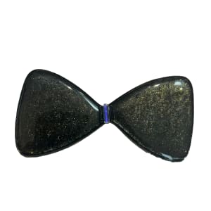 Glass Bow Tie – ARTISAN COLLECTION, Standard Colors by Nancy Gong  Image: Bow Tie,  ARTISAN COLLECTION, Standard Color 22-22 Clip-on from the Gong Spirit Wear Series. One of a kind. Exclusively from Gong Glass Works. $150