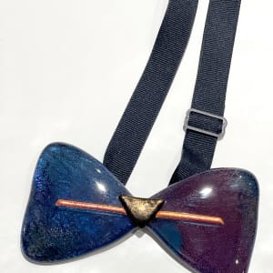 Glass Bow Ties – THE DESIGN COLLECTION, Standard Colors by Nancy Gong  Image: Bow Tie,  DESIGN COLLECTION, Standard Color 22-06 with strap from the Gong Spirit Wear Series. One of a kind. Exclusively from Gong Glass Works. 