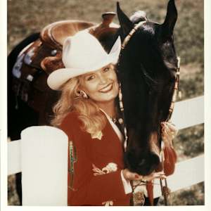Lynn Anderson, Image 6.