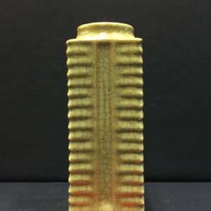 Cong-Form Vase 1 