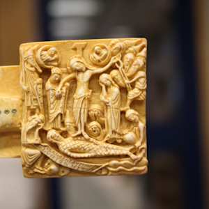 Cloisters Cross, Image 15.