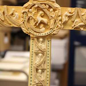Cloisters Cross, Image 23.