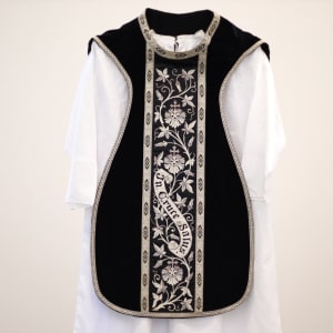Chasuble - "In Cruce Salus" 