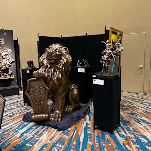 JACINTHE LACROIX. MASTER ARTIST AND SCULPTOR DELIVERED NOVEMBER 19, 2024 TO NEW COLLECTOR HOME FROM CORAL GABLES, FLORIDA OF THE BRONZE LION. LEFT SIDE by JACINTHE LACROIX. MASTER SCULPTOR AND ARTIST, Image 9.