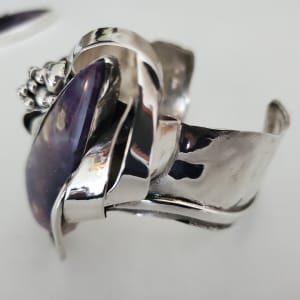JEWELRY   -   SilverPendant & Cuff Bracelet w/TiffanyStone by Alex & Gail Marksz  Image: Silver Cuff w/Tiffany Stone 