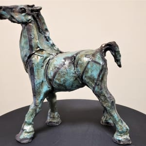 Raku Horse Sculpture by Tanya Leslie  Image: Raku Horse Sculpture