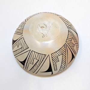 Untitled, (Navajo Flattened Seed Jar) by Fawn Navasie 