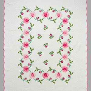Rose Garland Quilt by Dorothy MacCallum