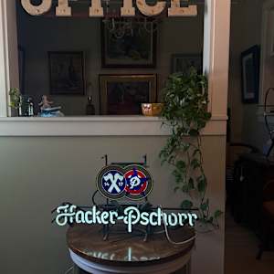 Hacher Pschorr neon light, Image 2.
