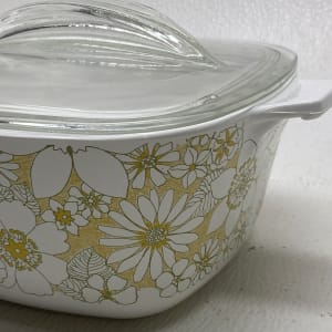 Corning ware floral bouquet covered casserole