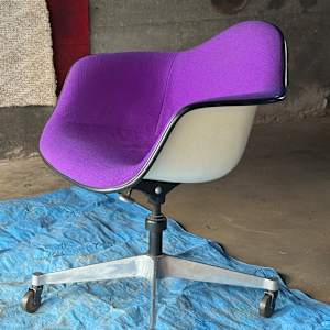 Eames purple wheeled PAC, Image 2.