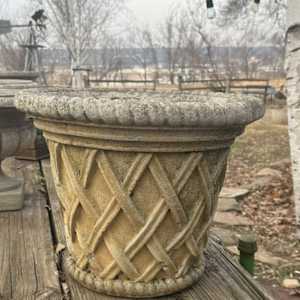 Cement basket weave planter, Image 3.