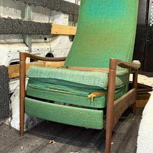Mid century modern recliner, Image 1.