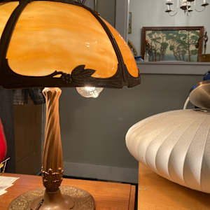 Bent panel slag glass table lamp 
