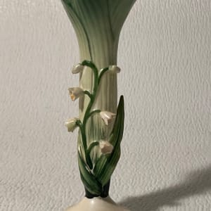 Lefton flower vase 