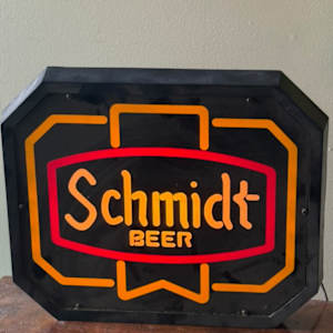 Schmidt Plastic lamp, Image 1.