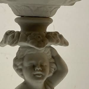 Porcelain Cherubial lamp 