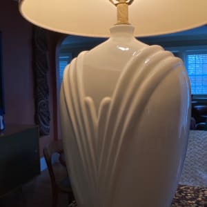 1980's white pottery table lamp 