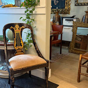 Painted chair with Napolianic style