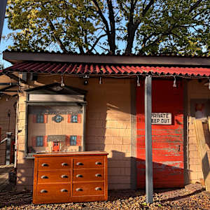 Oak 6 drawer cabinet 
