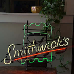 Smithwicks beer neon sign, Image 2.