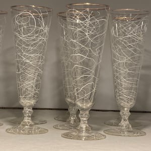 Set of 8 vintage mid century modern scribble champaigne glasses 