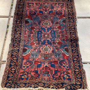 Small vintage Lilihan wool rug 