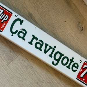 7up advertising door guard, Image 2.
