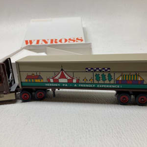 Winross die cast hershey Friendly  semi truck by die cast 