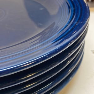 6 Fiesta cobalt blue dinner plates 