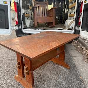 Gustav Stickley trestle table, Image 4.