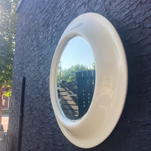 ROUND lacquered post modern mirror 