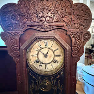 Waterbury  Gingerbread Victorian kitchen clock, Image 2.