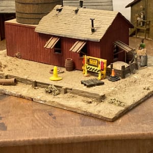 HO gauge train repair building 