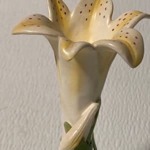 Lefton flower vase 