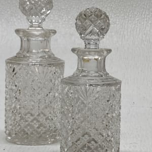 Clear perfume bottle lg 