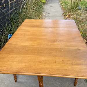 Solid maple Sheraton style dining drop leaf table 