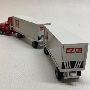 Advance die cast toy semi truck 