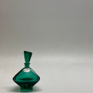 Art Deco Emerald Green Perfume bottle by Perfume 