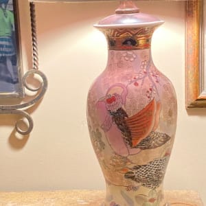 Hand painted Asian table lamp 