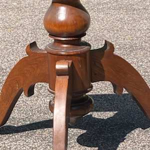 Early American round pedestal table 