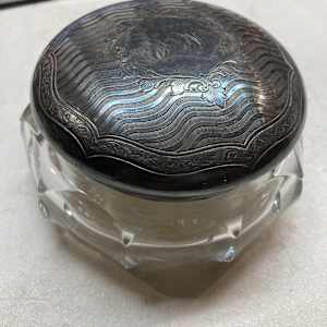 Heisey covered ring dish 