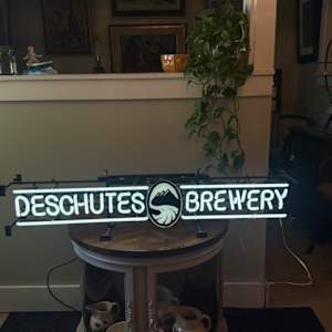 Deshutes beer neon sign, Image 1.