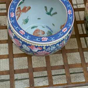 Chinese jardiniere with blue and pink flowers 