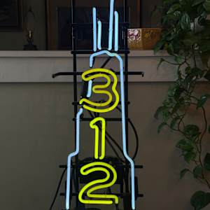312 neon light, Image 2.