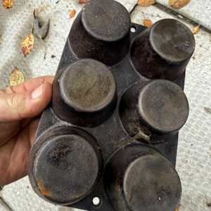 Cast iron Griswold style 6 simple muffin pan, Image 3.