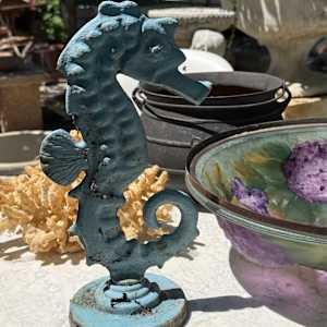 Cast Iron seahorse, Image 2.