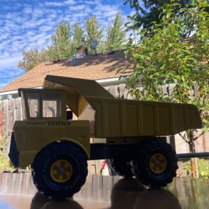 vintage TONKA Yellow mighty dump truck 