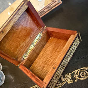 Inlaid box 