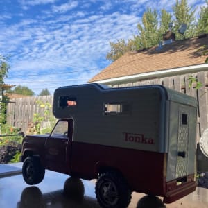 vintage TONKA Red pick up camper 